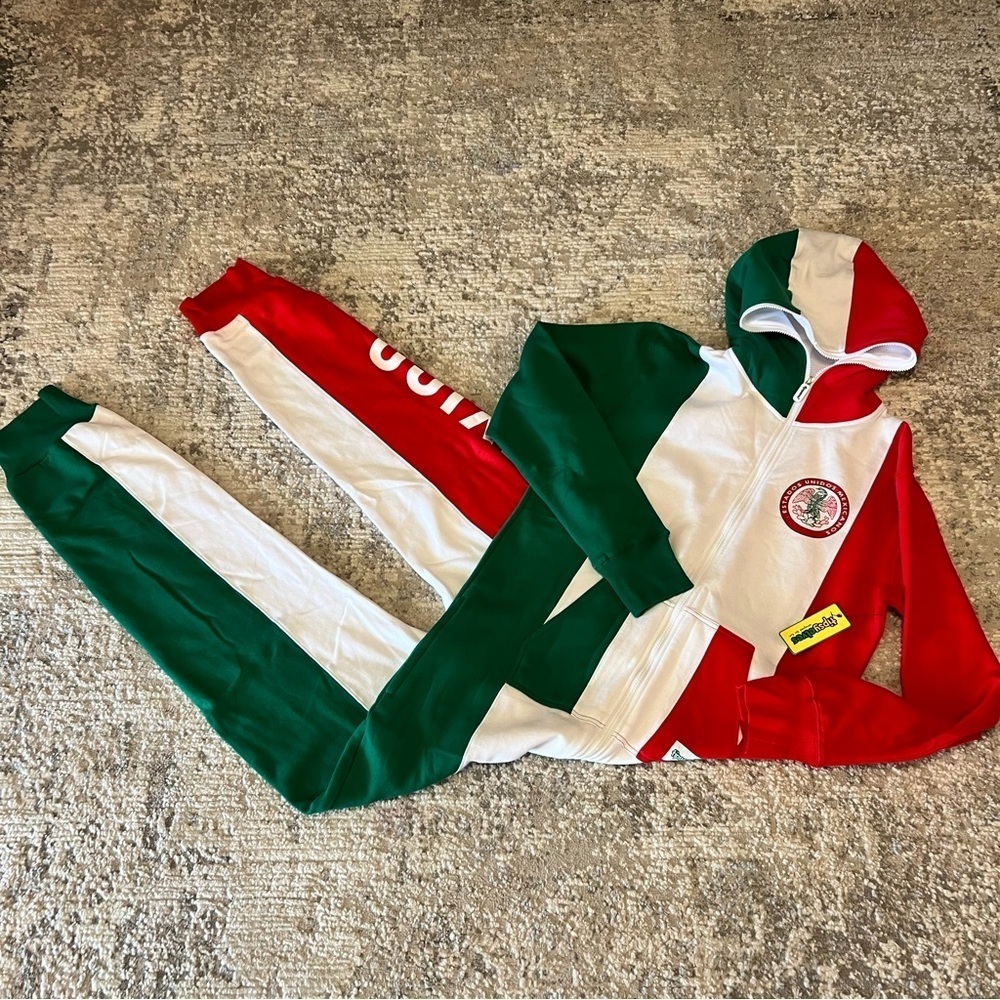 Tipsy Elves Novelty Jumpsuit Mexico Long Sleeve Onesie Large Logo Flag Eagle Men